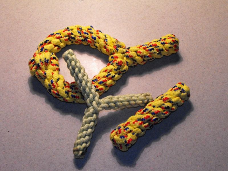Knot toy