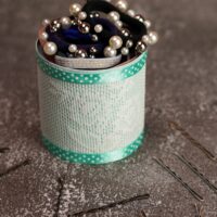 Lace tin can holder (2)