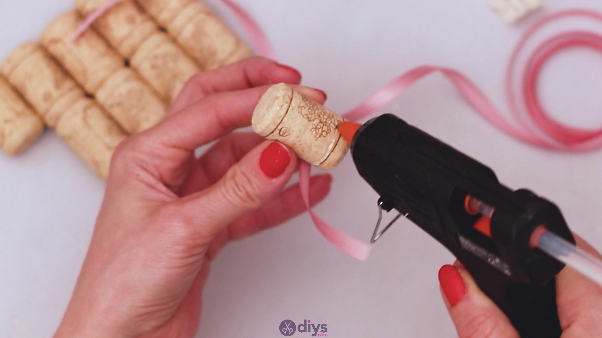 Wine cork soap rack (3)