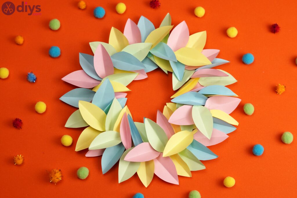 Paper flower wreath (3)