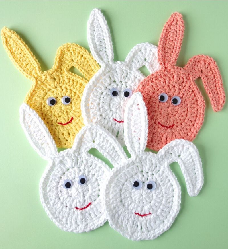 Crochet Easter Bunnies