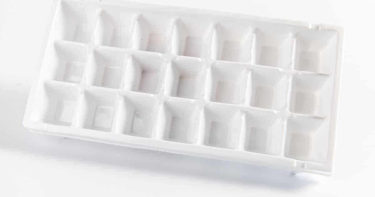 freeze beaten eggs in ice tray