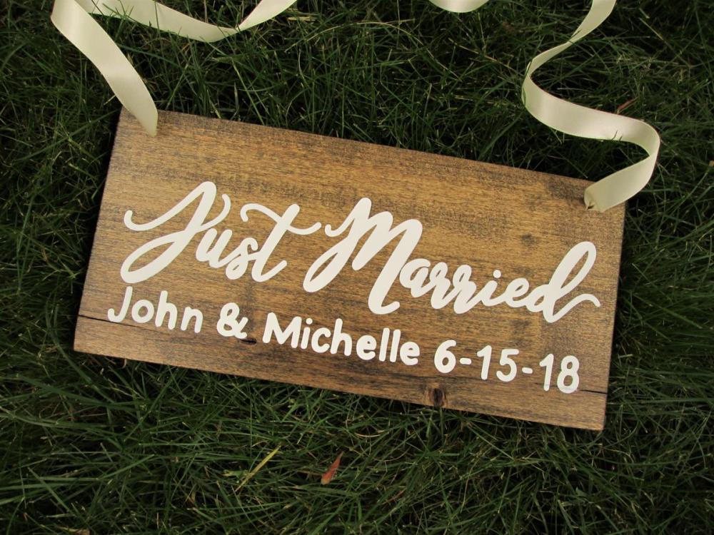 Just married welcome porch sign