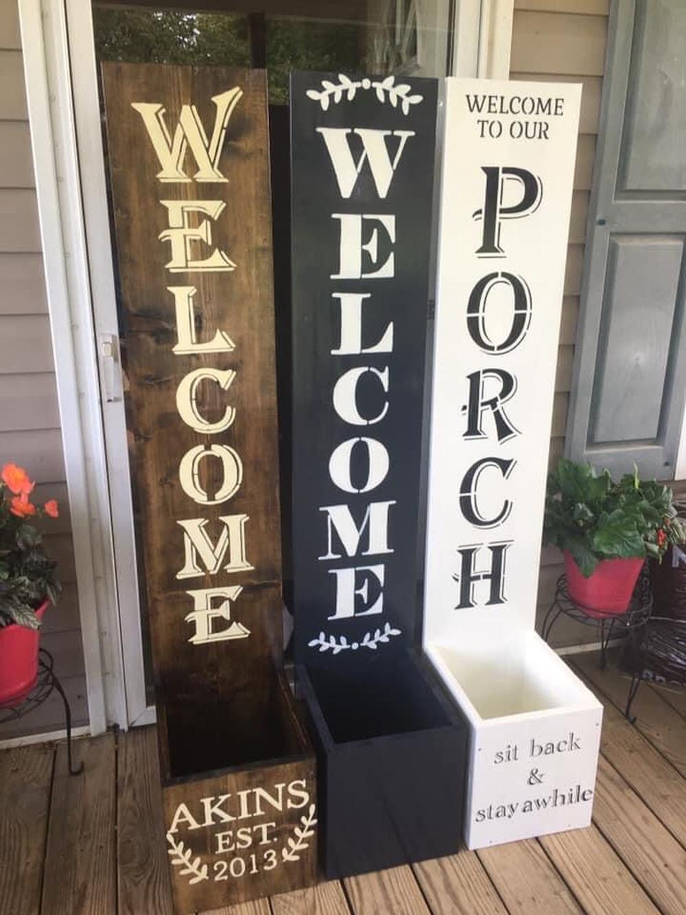 Outdoor welcome sign planters