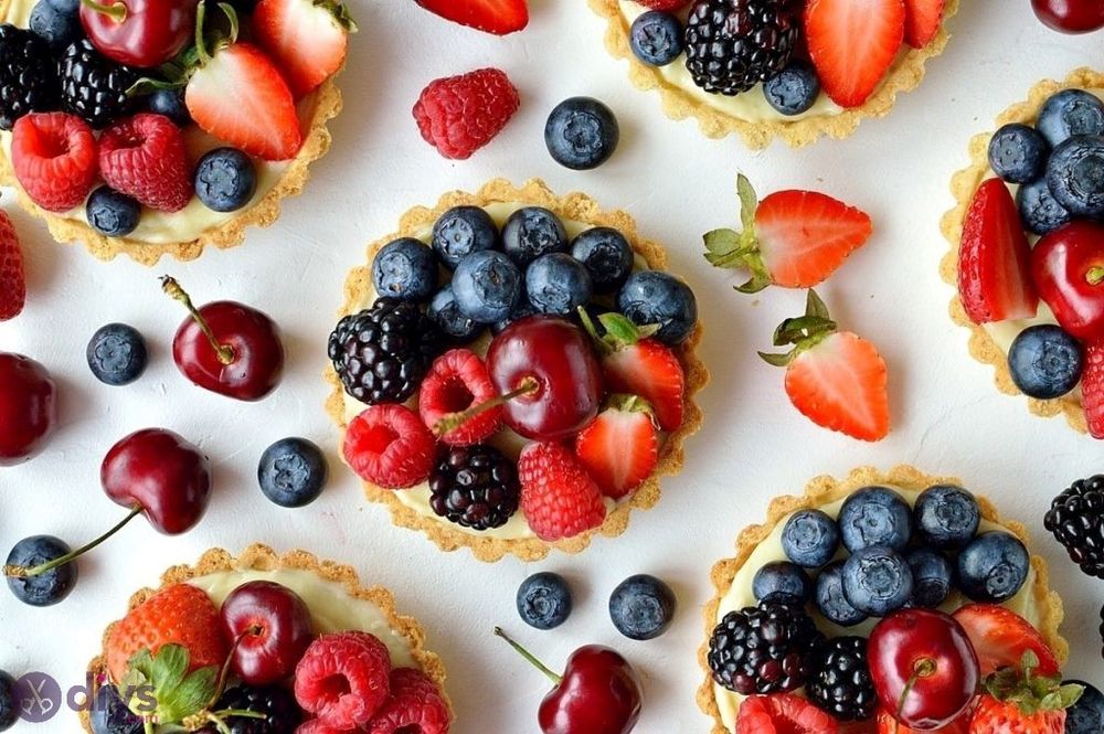 Easy party food coconut and berry fruit tarts