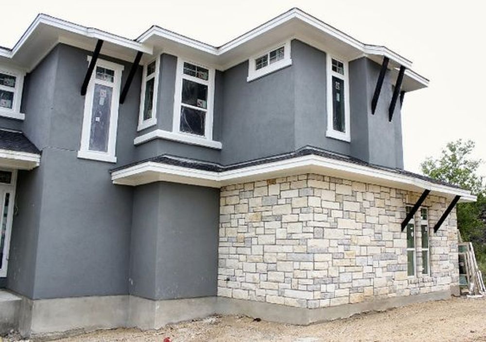 Blue stucco house 