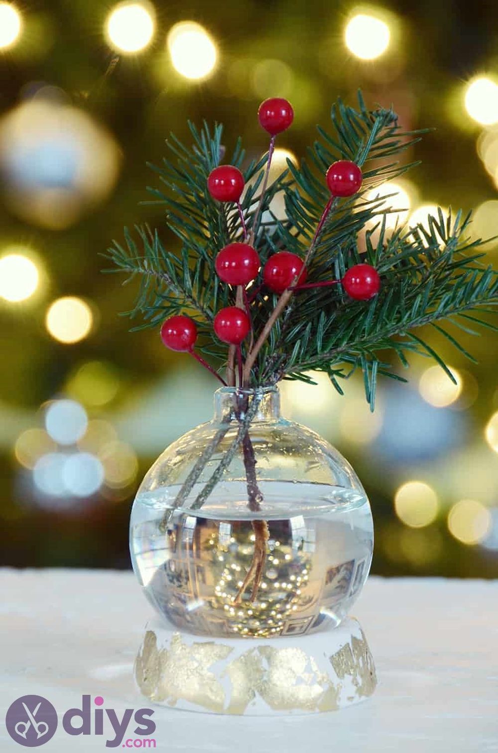 Clear christmas ornament vase tablescape ideas 