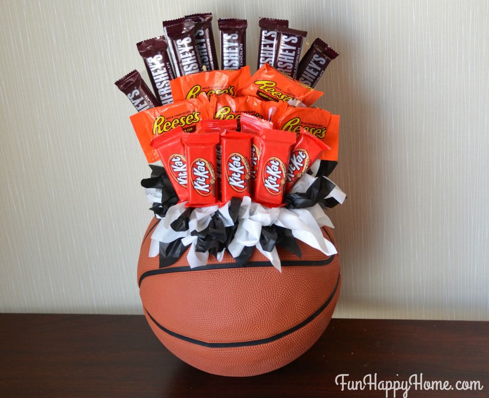 Diy basketball candy bar bouquet