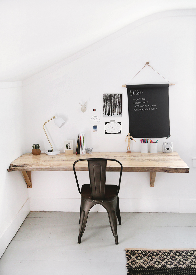 diy desks: 35 best desk ideas for handymen (build a desk in 9 steps)