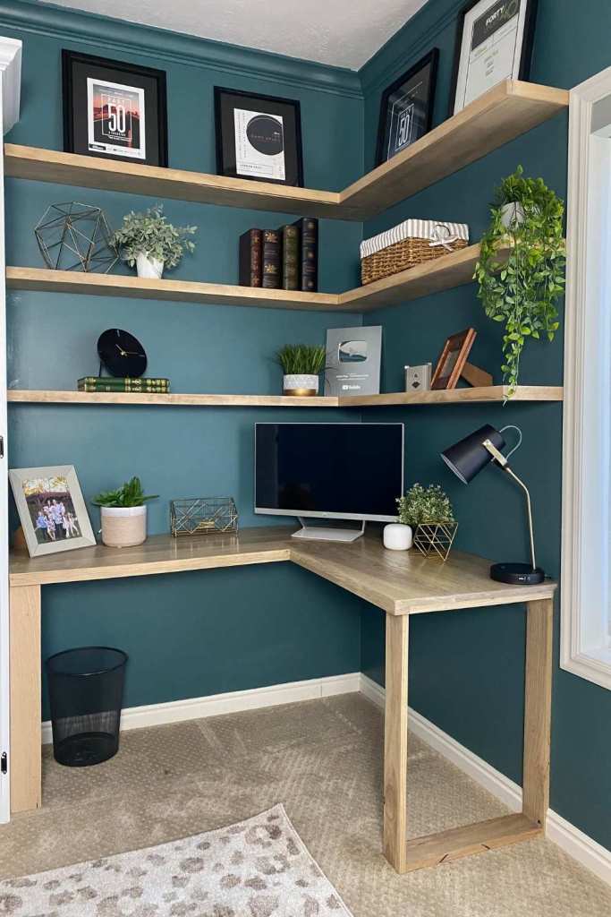 Simple diy l shaped corner desk with top shelves