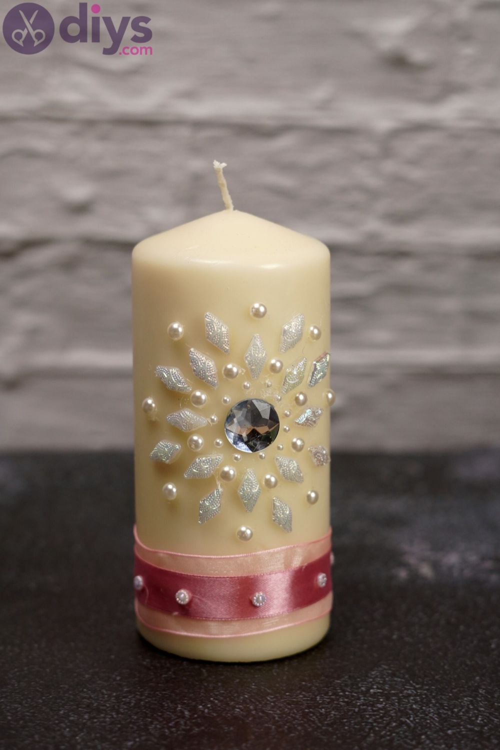 Diy sparkly candle