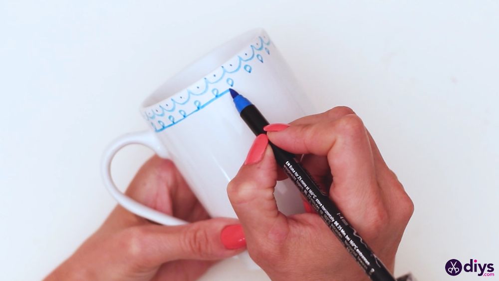 Painted ceramic mug (5)