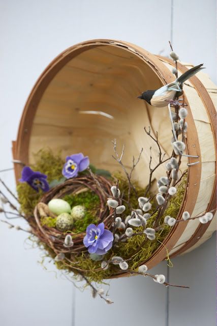 Diy basket wreath with a bird nest
