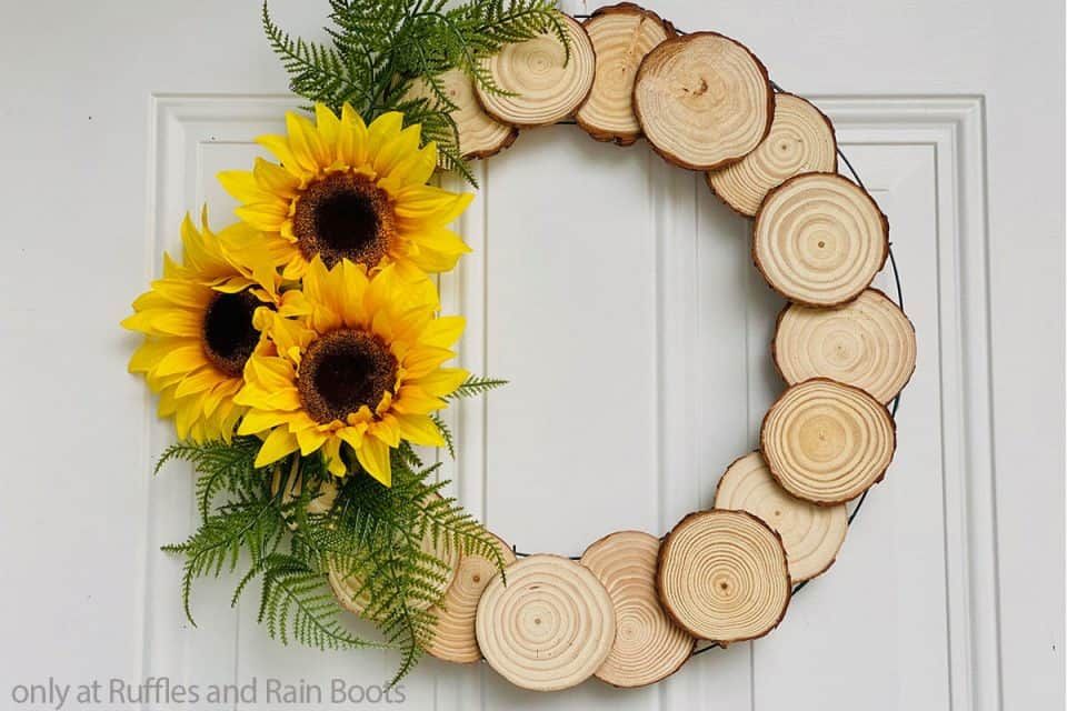 Diy floral wood slice wreath