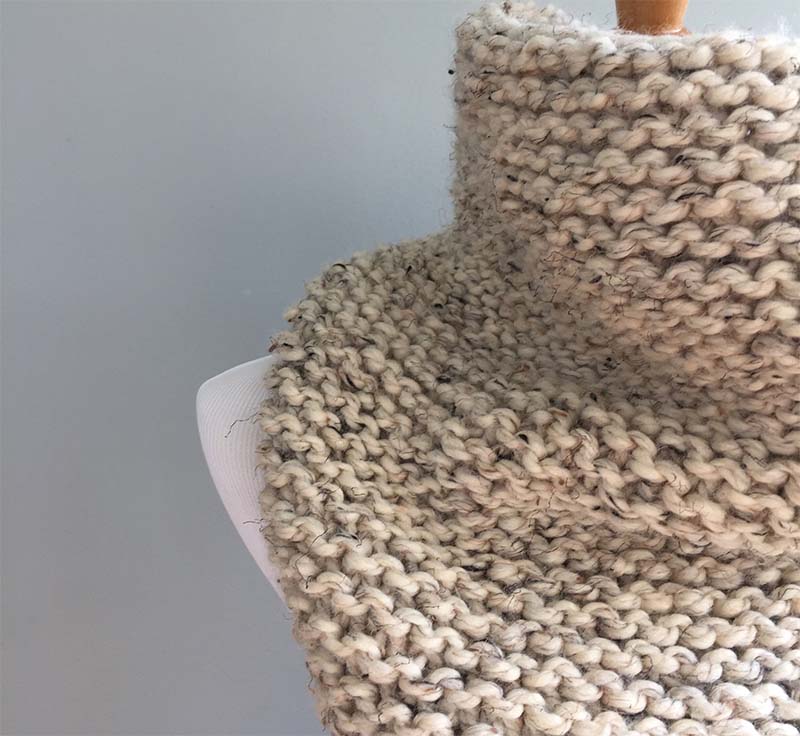 Bandana cowl scarf beginner knitting pattern