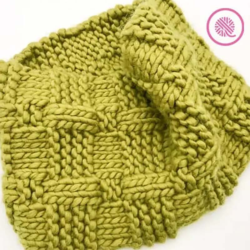 Chunky basketweave cowl beginner knitting pattern