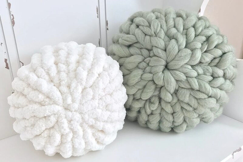 Handknit pillow beginner knitting pattern